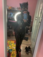 Kiaraakitty-Catwoman-Kiara-cat-woman-latex-hot-sexy-whip-bdsm-sex-camgirl.md.jpg